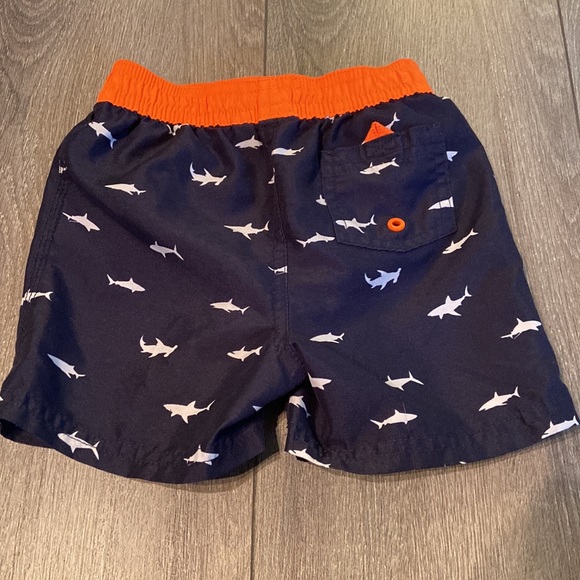 Tommy Hilfiger boys swimming Trunk. Size: 18 months - Picture 2 of 4